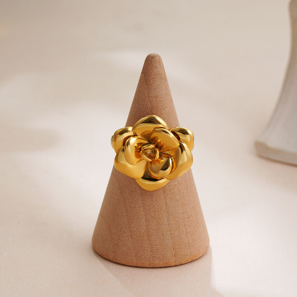 18K Gold Camellia Stud Earrings Retro